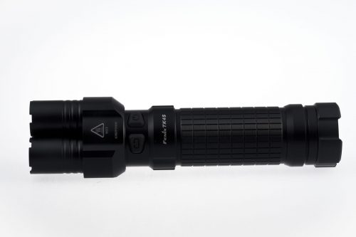 Fenix TK45 мощный тактический фонарь